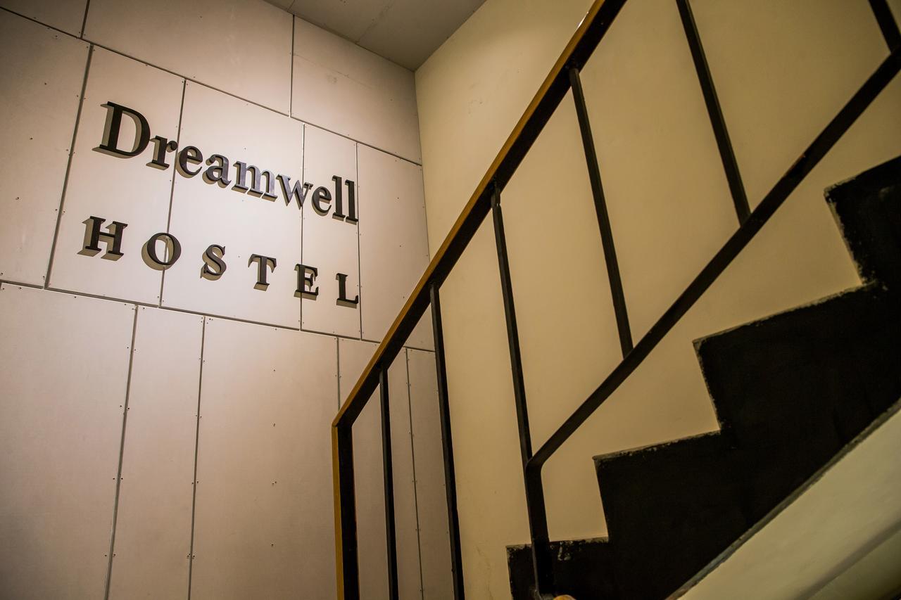 Dreamwell Hostel Kaohsiung Exterior foto